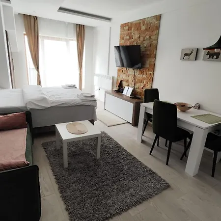 Lorena N70a Apartman